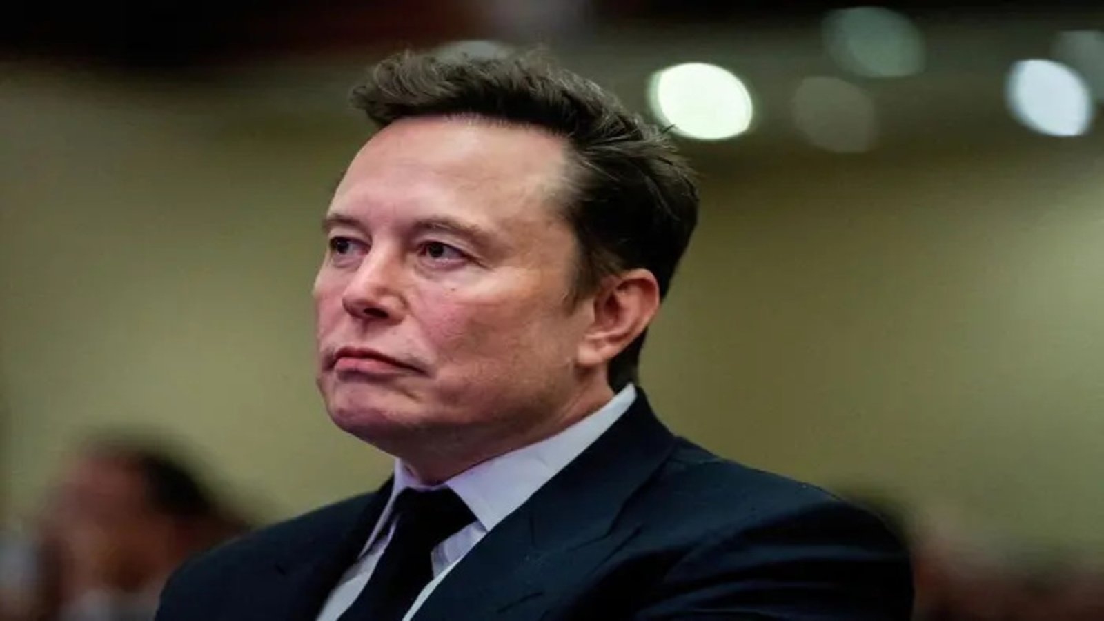 Elon Musk Criticizes Australia’s Social Media Ban for Minors