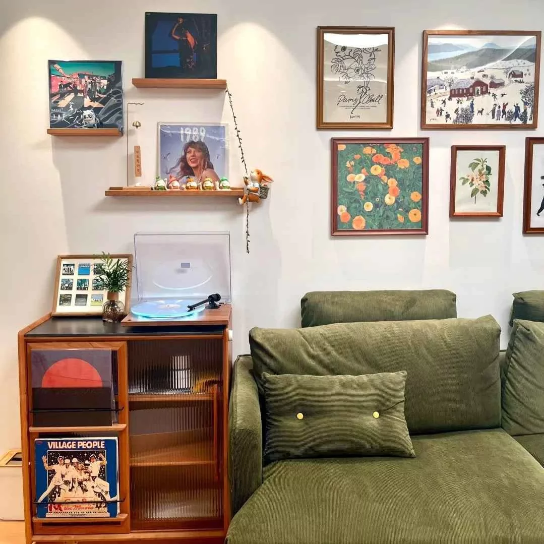 Low-budget rental makeover